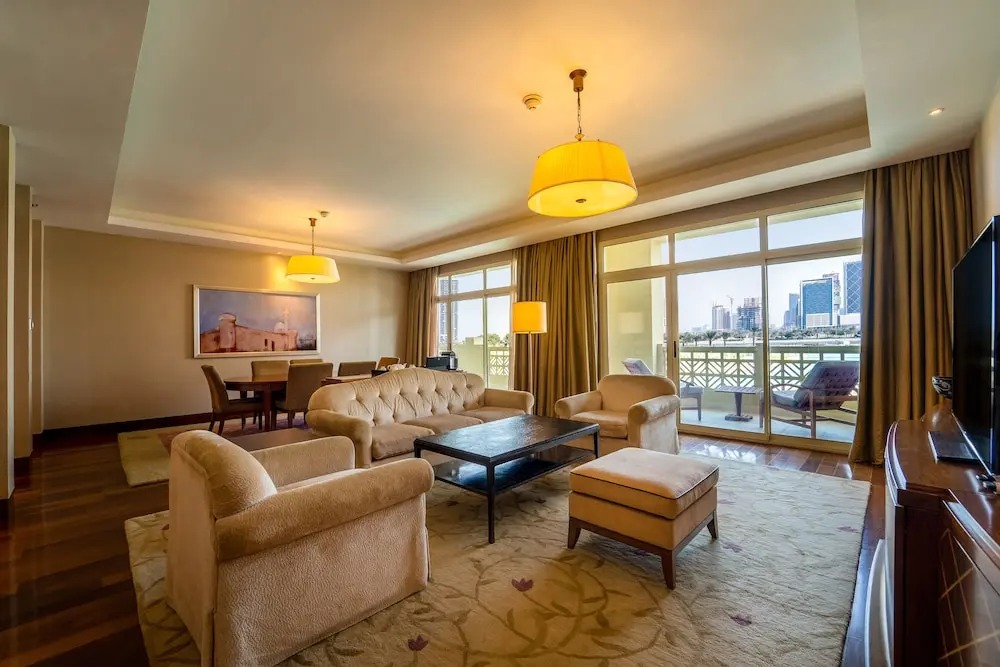 هتل گرند حیات